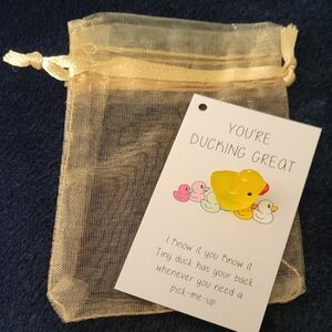 Pocket Hug Yellow Duck